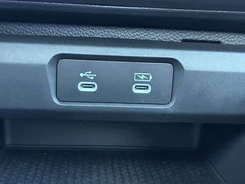 Used 2025 Honda Accord LX image 32