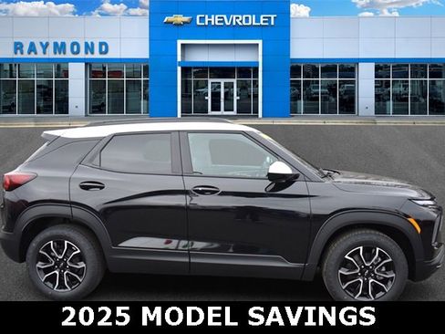 New 2025 Chevrolet TrailBlazer ACTIV w/ Convenience Package image 2
