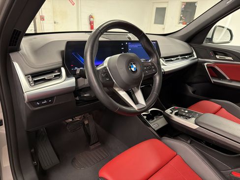 Used 2023 BMW X1 xDrive28i w/ Convenience Package AWD/4WD image 4