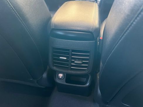Used 2021 Kia Seltos SX w/ SX Sunroof Package AWD/4WD image 19