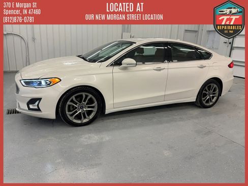 Used 2020 Ford Fusion Titanium FWD image 12