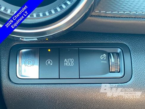 New 2026 Chevrolet Equinox LT w/ Convenience Package II FWD image 31
