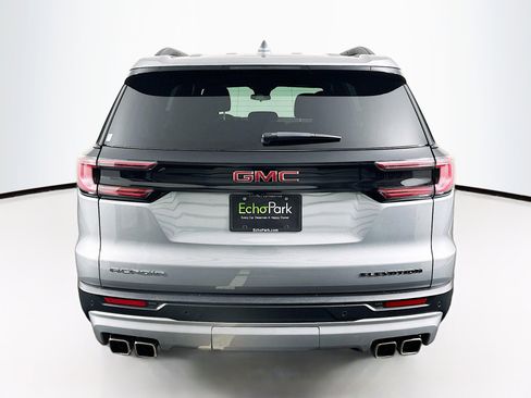 Used 2025 GMC Acadia Elevation image 7