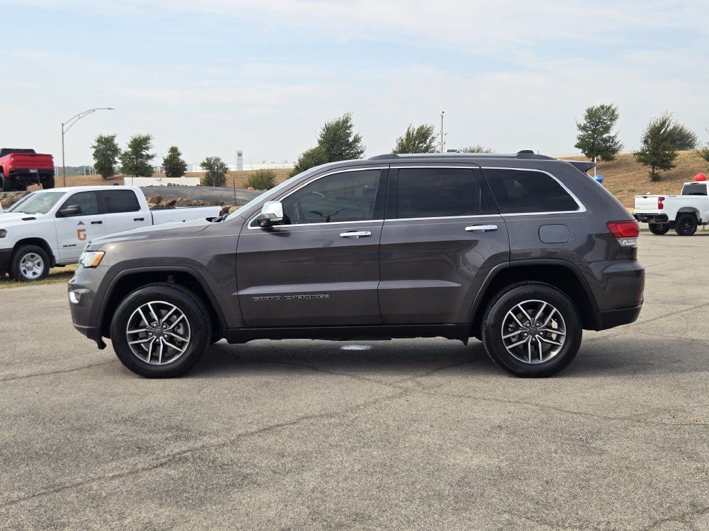 Used 2021 Jeep Grand Cherokee Limited AWD/4WD image 4