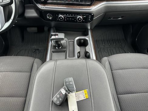 Used 2023 GMC Sierra 1500 Elevation AWD/4WD image 21