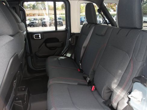 New 2026 Jeep Wrangler Unlimited Rubicon image 19