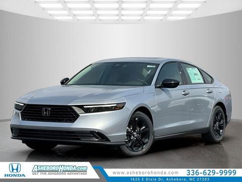 New 2025 Honda Accord SE image 1