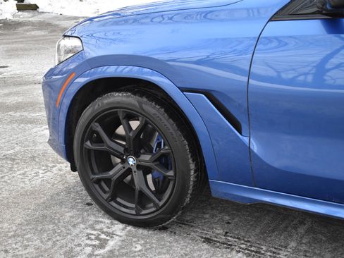 Used 2020 BMW X6 M50i image 16