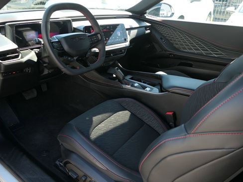 Used 2025 Dodge Charger R/T w/ Quick Order Package 25M R/T image 12