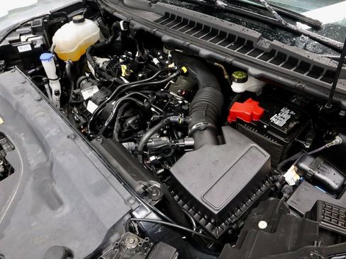 Certified 2024 Ford Edge ST-Line image 16