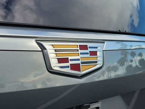 Used 2021 Cadillac Escalade Premium Luxury w/ Driver Assist Tech Package image 6