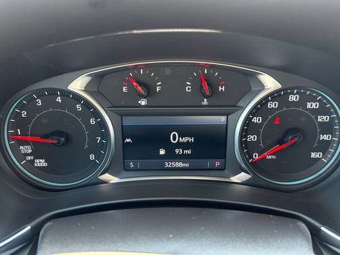 Used 2024 Chevrolet Equinox LT AWD/4WD image 13