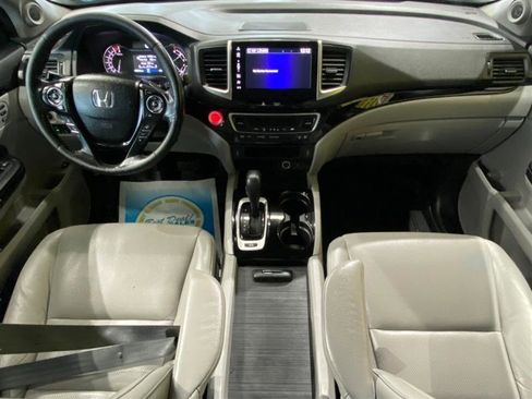 Used 2017 Honda Ridgeline RTL-E image 17