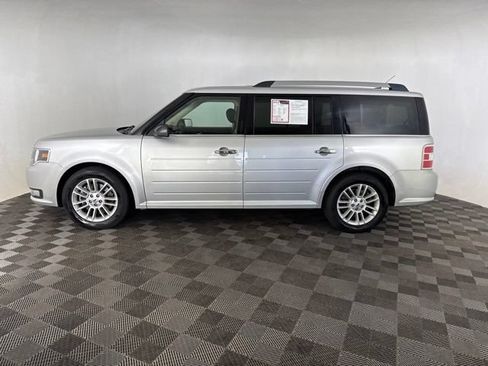Used 2019 Ford Flex SEL w/ Equipment Group 202A FWD image 10