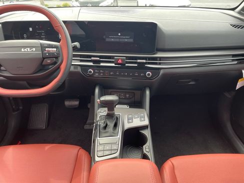 New 2026 Kia Sportage SX AWD/4WD image 12