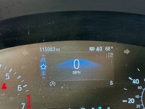 Used 2020 Ford Escape SE image 14