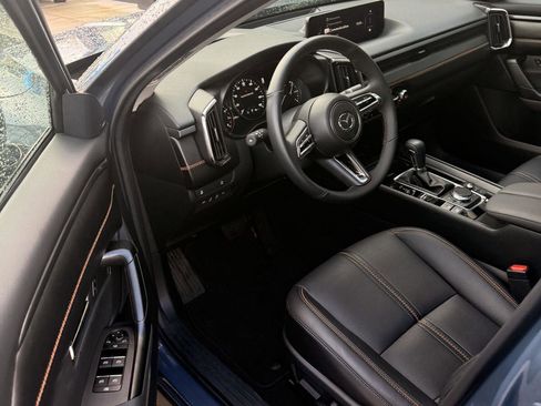 Used 2025 MAZDA CX-50 AWD 2.5 S w/ Premium Plus Pkg image 9