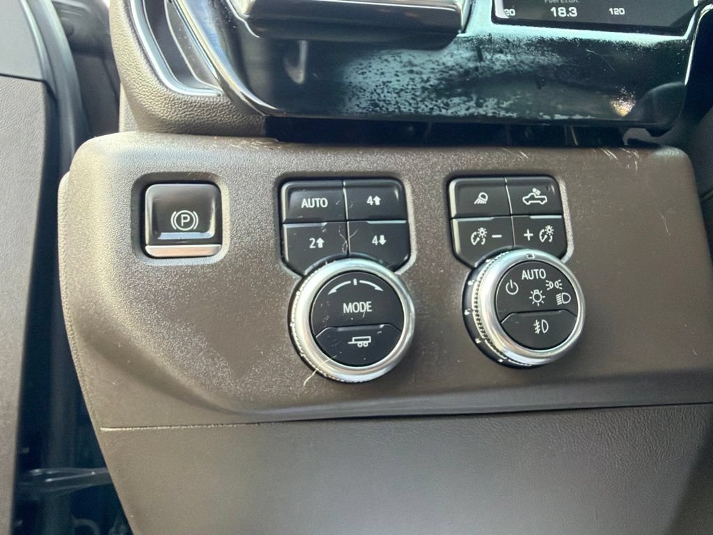 Used 2023 GMC Sierra 1500 SLT w/ SLT Premium Package AWD/4WD image 29