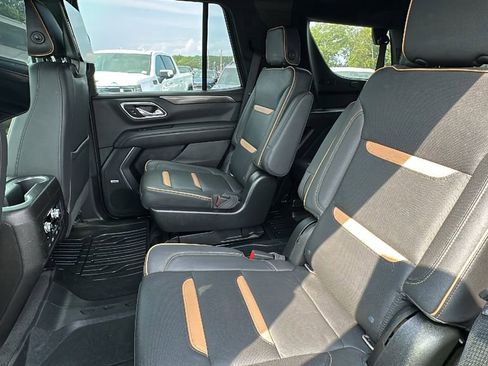 Used 2021 GMC Yukon AT4 w/ AT4 Premium Plus Package image 13