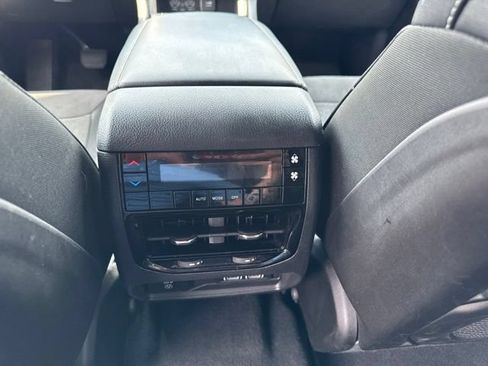 Used 2024 Jeep Grand Cherokee L Laredo AWD/4WD image 24
