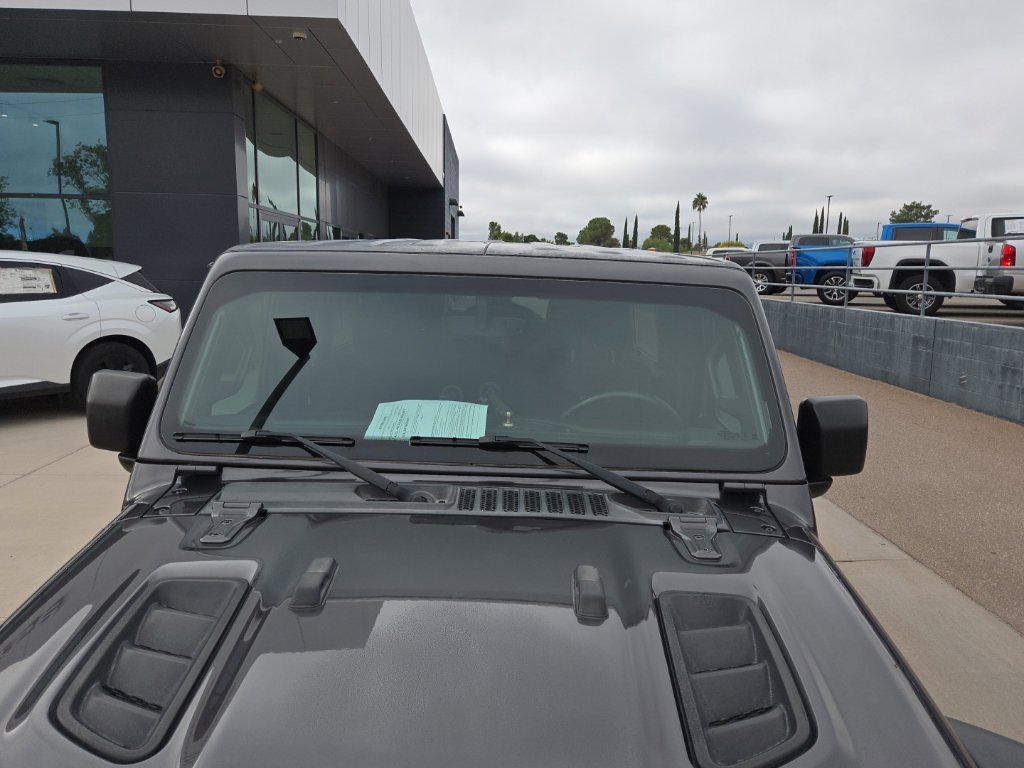 Used 2021 Jeep Wrangler Unlimited Rubicon AWD/4WD image 37