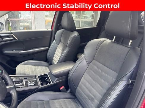 Used 2024 Mitsubishi Outlander 4WD Plug-In Hybrid image 10