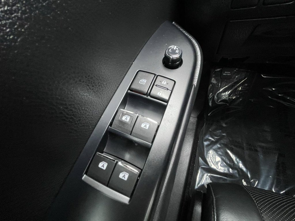 Used 2016 Toyota Highlander Limited FWD image 47