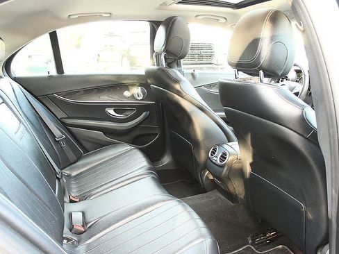Used 2017 Mercedes-Benz E 300 image 17