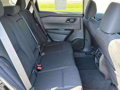 Used 2026 Nissan Rogue S FWD image 10