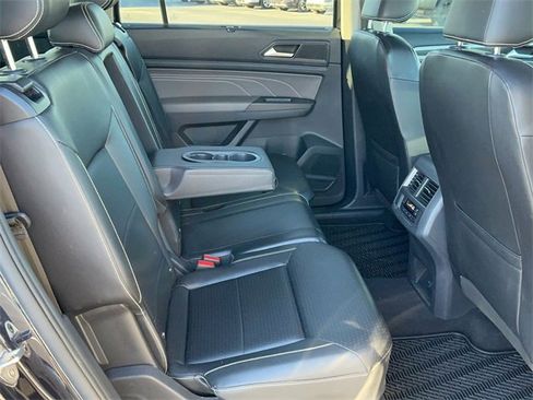 Used 2022 Volkswagen Atlas SE image 18