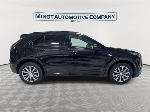Used 2023 Cadillac XT4 Sport AWD/4WD image 9