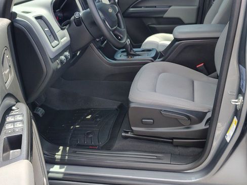Used 2022 Chevrolet Colorado W/T w/ Custom Special Edition AWD/4WD image 14