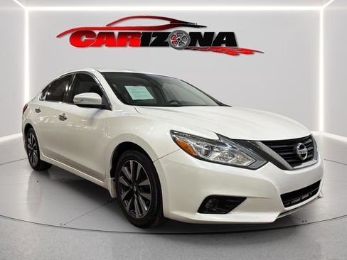 Used 2016 Nissan Altima 2.5 SV w/ Convenience Package image 12