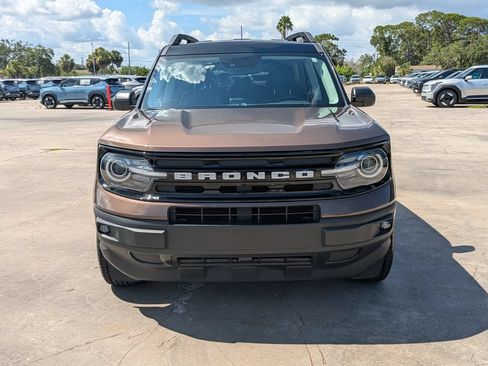 Used 2022 Ford Bronco Sport Outer Banks w/ Tech Package AWD/4WD image 2