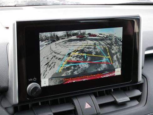 Certified 2025 Toyota RAV4 LE image 29