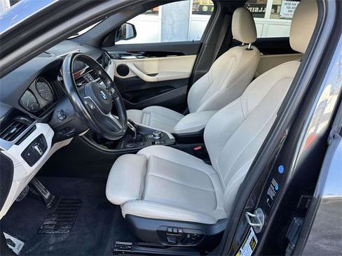 Used 2022 BMW X2 xDrive28i w/ M Sport X Package image 15