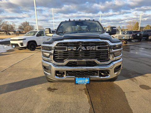 Used 2025 RAM 2500 Big Horn image 17