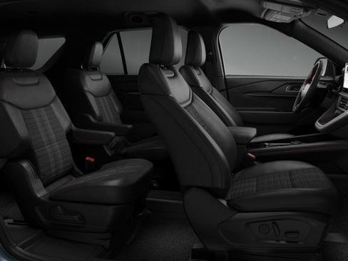 New 2026 Ford Explorer ST-Line w/ ST-Line Street Pack RWD image 5
