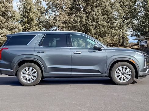 Used 2024 Hyundai Palisade SEL image 3