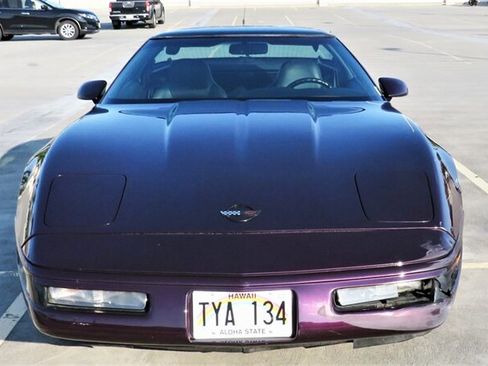 Used 1994 Chevrolet Corvette Coupe RWD image 4