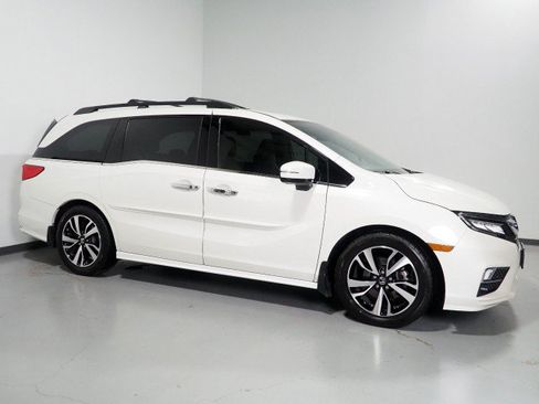 Used 2018 Honda Odyssey Elite image 1