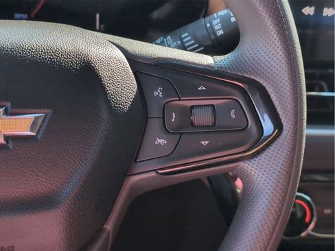 Used 2025 Chevrolet TrailBlazer LT FWD image 25