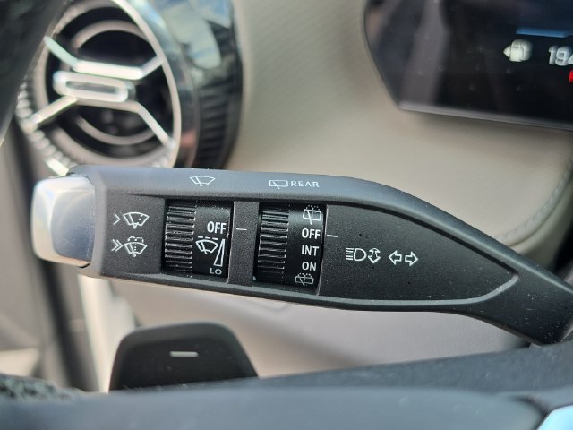 Used 2026 Chevrolet Equinox LT w/ Convenience Package II FWD image 24