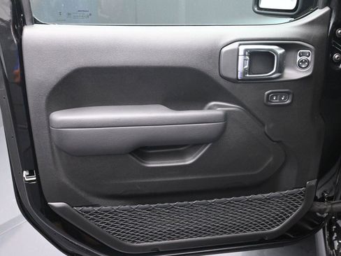 Used 2026 Jeep Wrangler Willys image 16