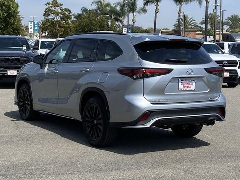 Certified 2025 Toyota Highlander XSE AWD/4WD image 39