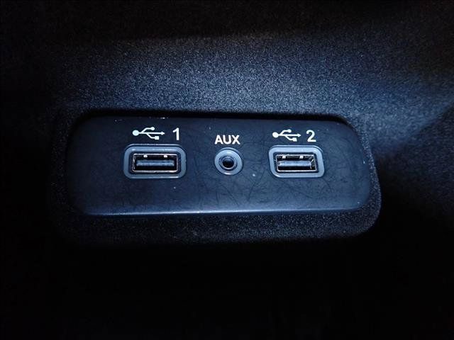 Used 2023 Dodge Charger SXT RWD image 18
