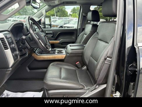 Used 2015 Chevrolet Silverado 2500 LTZ w/ Duramax Plus Package AWD/4WD image 9