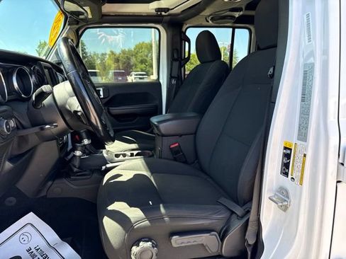 Used 2020 Jeep Wrangler Unlimited Sport AWD/4WD image 15