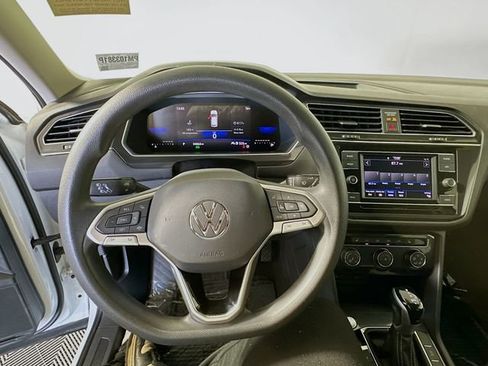 Used 2023 Volkswagen Tiguan S image 13