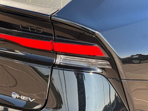 New 2026 Toyota Prius Limited image 32